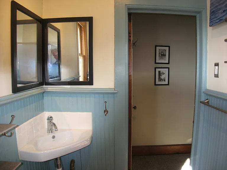 649 Remington St — Photo 44