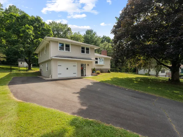 9 Gail Drive, Ellington, CT 06029