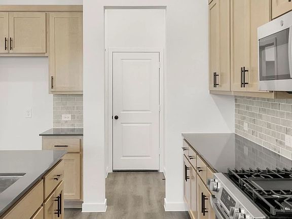 5th image of 1424 Eagle Meadow Trl