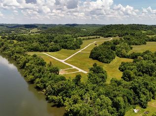 14 River Rd, Burkesville, KY 42717