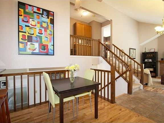 Open & airy floorplan