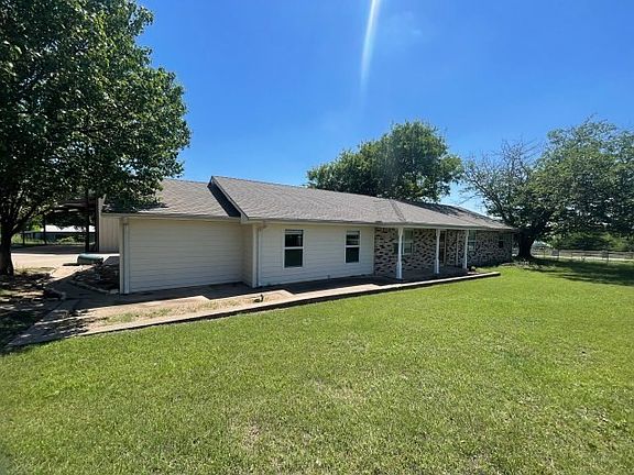 2nd image of 3010 Clearview Dr