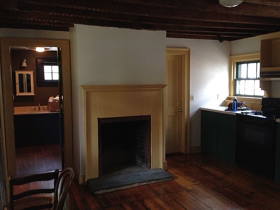 5th image of 17 Sycamore Street # Fl 1ST