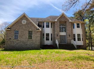 19 Hendrickson Rd, Freehold, NJ 07728