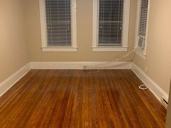 4th image of 336 8th Ave NE APT 6