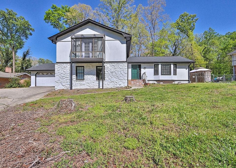 1st image of 466 Hickory Hills Dr