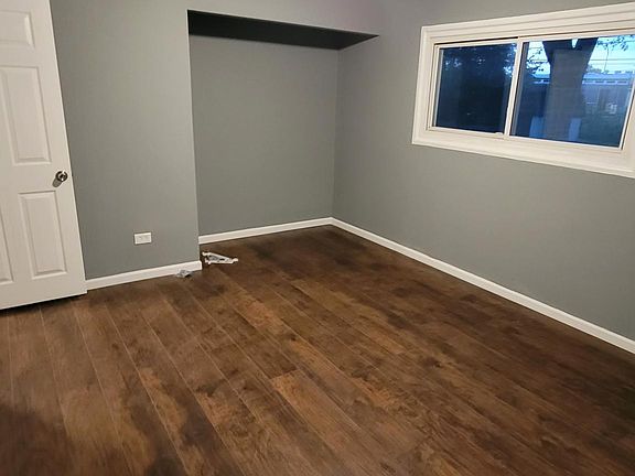 5th image of 2519 221st St