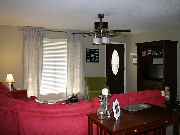 5th image of 10701 Melrose Ln