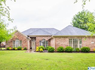 103 Danforth Dr, Harvest, AL 35749