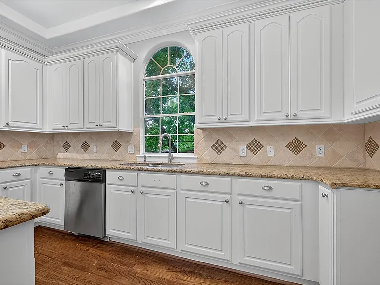 1015 Stanford St — Photo 22