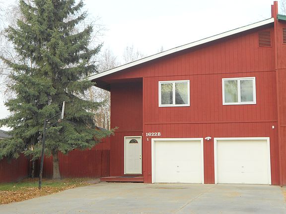 2nd image of 1622 Washington Dr