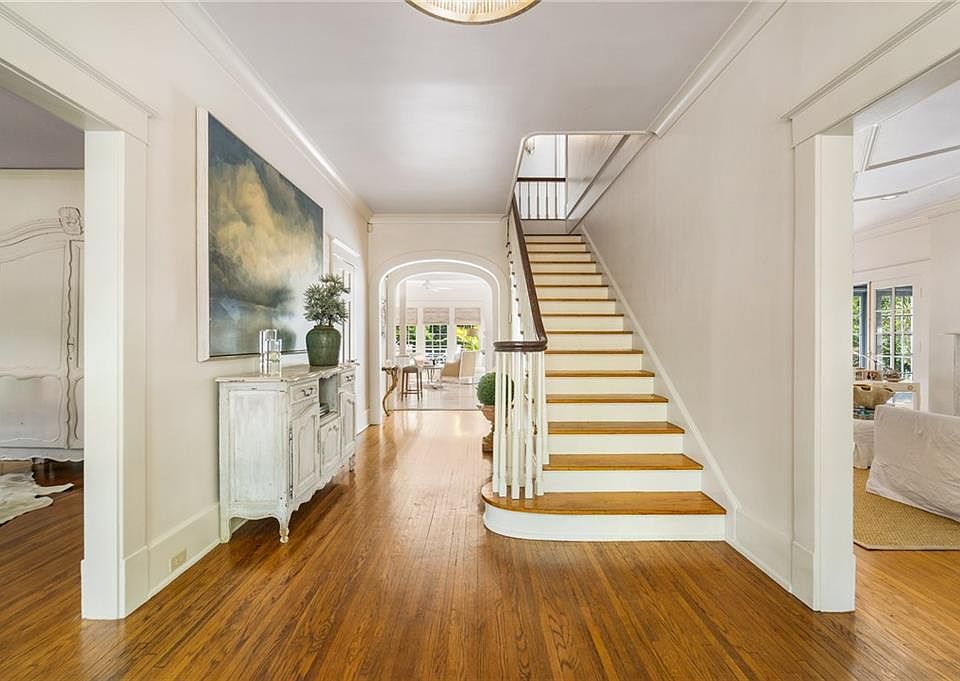 311 West St, Mobile, AL 36604 | Zillow