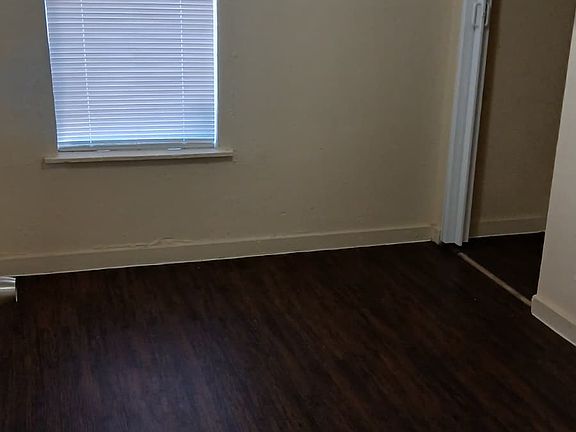 4th image of 608 Morningview Dr