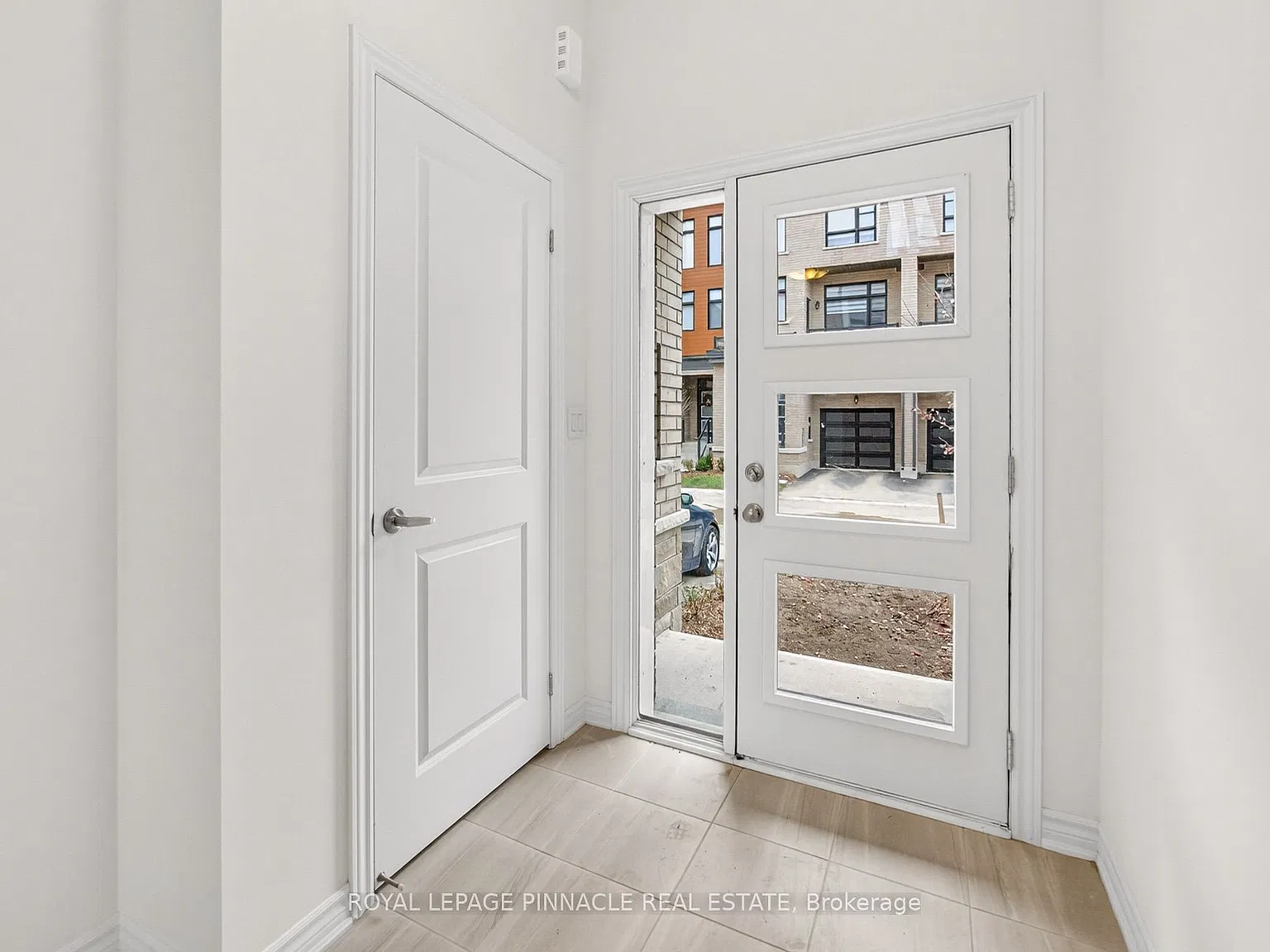 3 bed, $3,600 — Photo 4