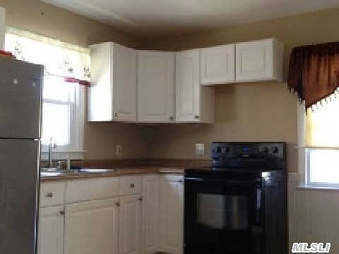2nd image of 352 Mooney Pond Rd