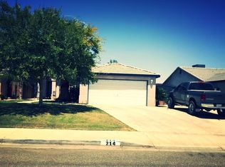 214 W Pilot Ave, Bakersfield, CA 93308