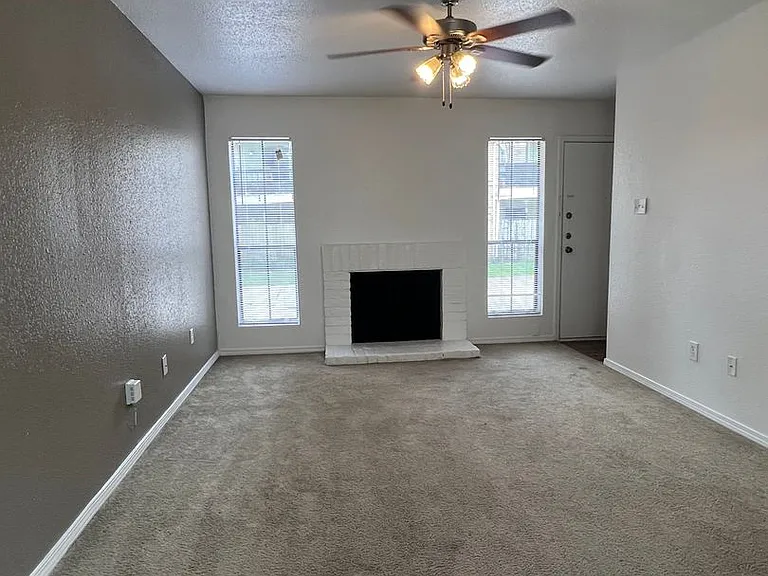 Cypresswood Crossing Apartments — Photo 36