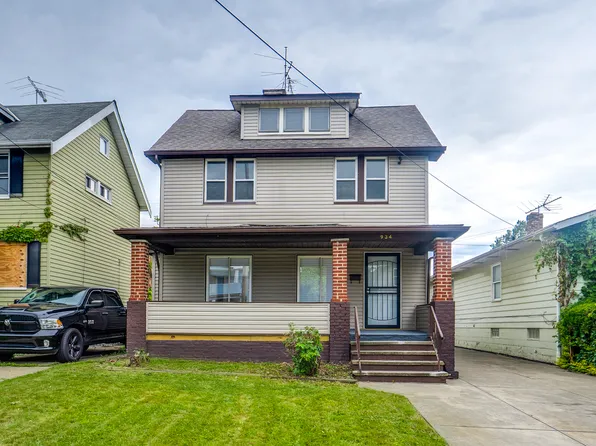 934 Royal Rd, Cleveland, OH 44110