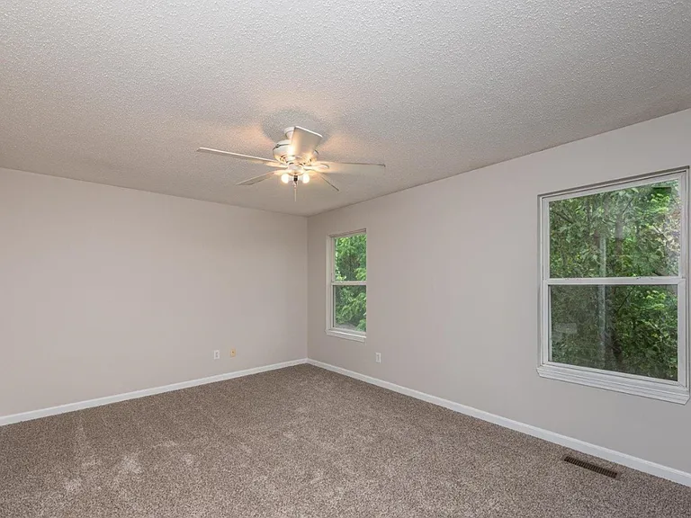 817 William Howard Taft Rd — Photo 6