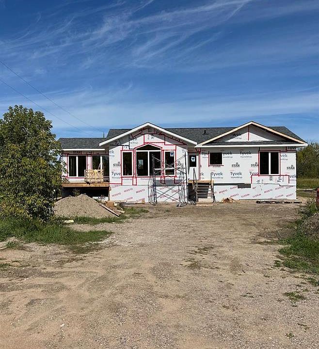 1st image of 1 Poirier St