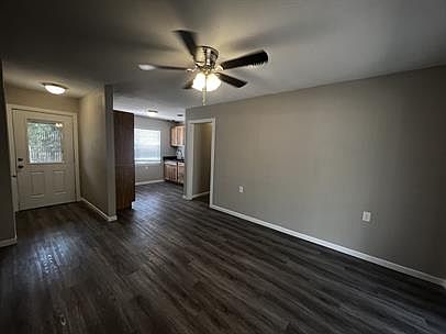 4th image of 200 Twin Mountain Rd APT D2