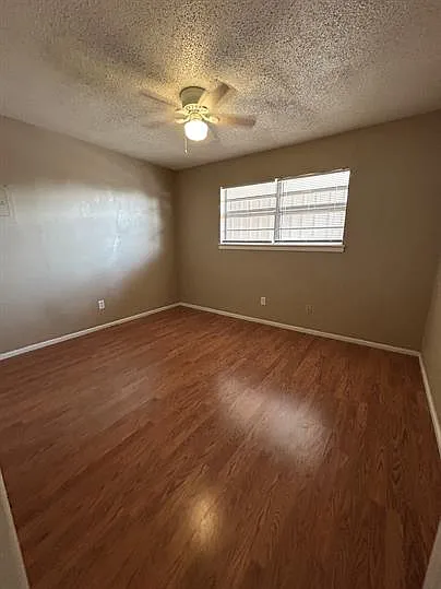 124 Temple Ave #6 — Photo 3