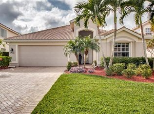 9047 Shadow Glen Way, Fort Myers, FL 33913