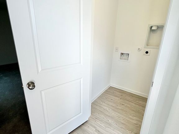 3rd image of 3753 Millbrook Way