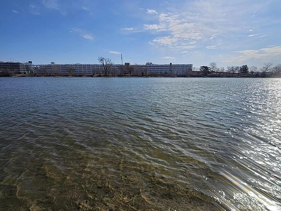 3rd image of Lagoon Dr