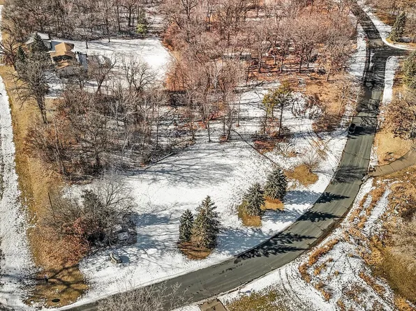 84XX Ironwood Trl, Chisago City, MN 55013