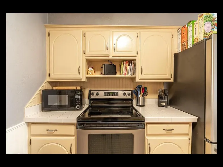 1312 Val Genes Rd — Photo 12