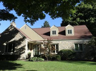 2460 Abington Rd, Columbus, OH 43221