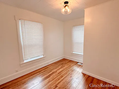 3715 Woodland Ave — Photo 12