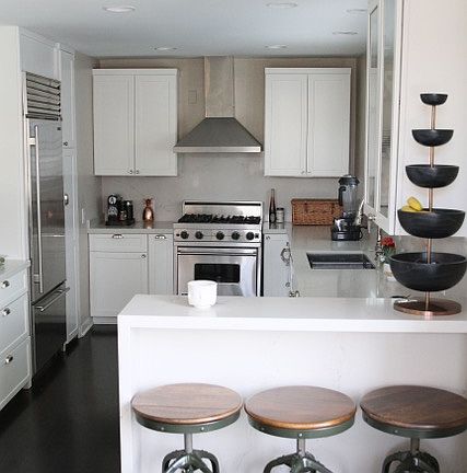 3rd image of 750 N Alfred St APT 3