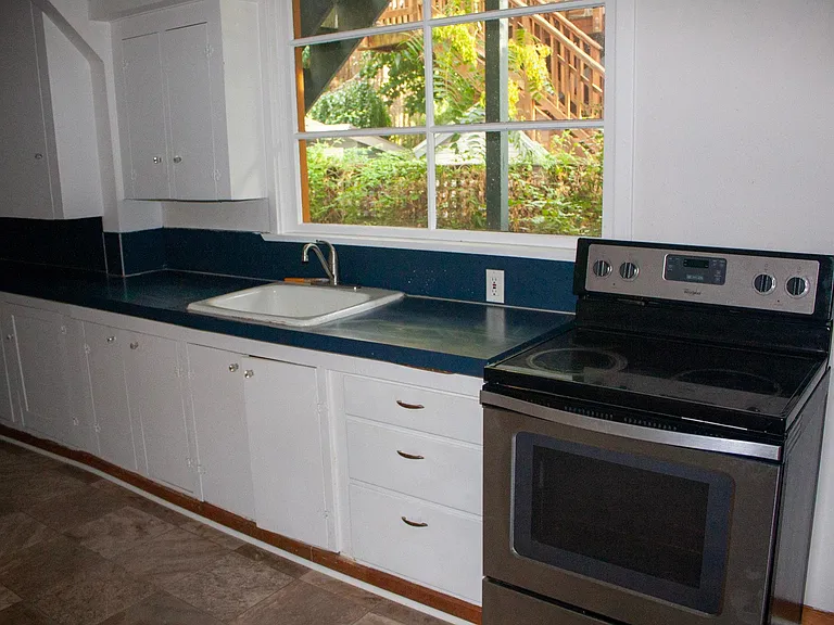 2140 NE 13th Ave — Photo 10