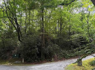 16 Indian Lake Rd, Lake Toxaway, NC 28747