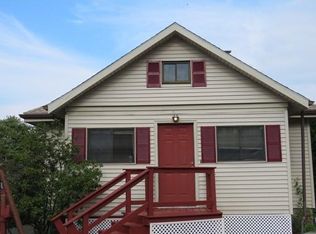 81 Farrar Ave, Worcester, MA 01604