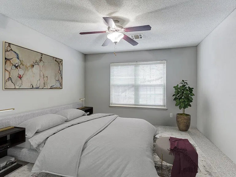 The Lakes of Schaumburg Apartment Homes — Photo 12