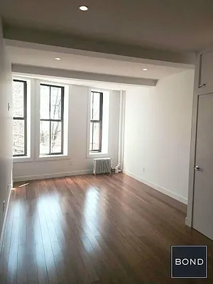 Rented by Bond New York | media 2