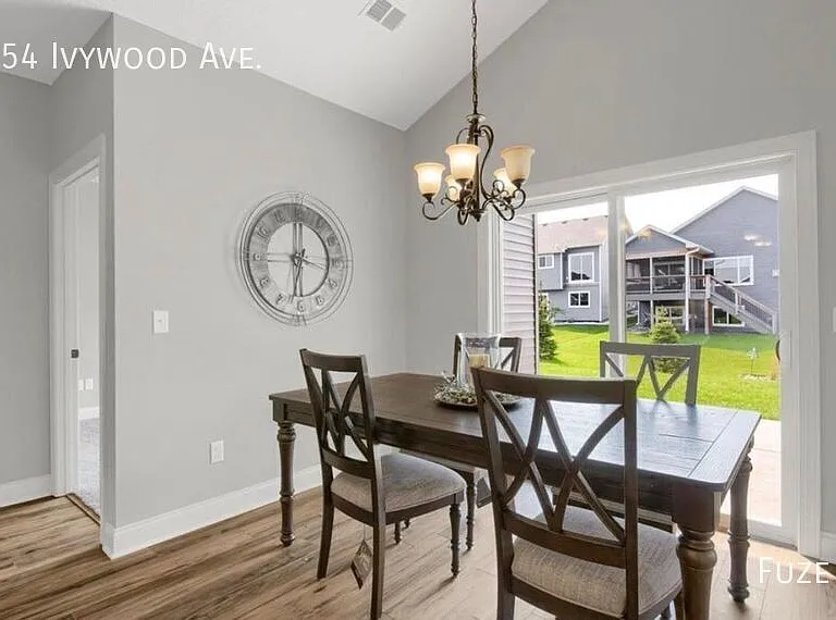6754 Ivy Wood Ave — Photo 9