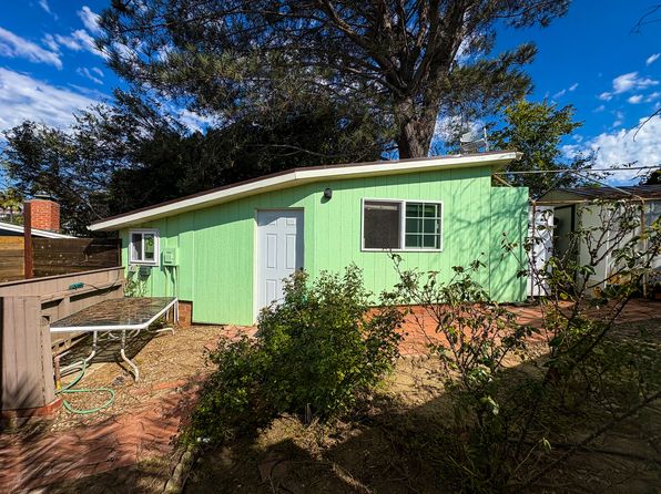 2141 Torrey Pines Rd