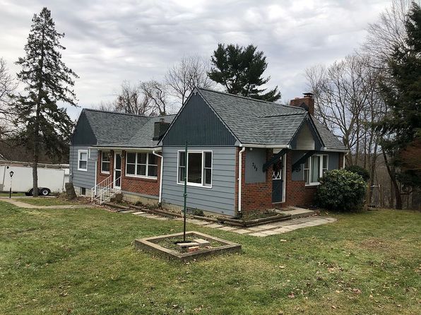 248 Hickory Dr