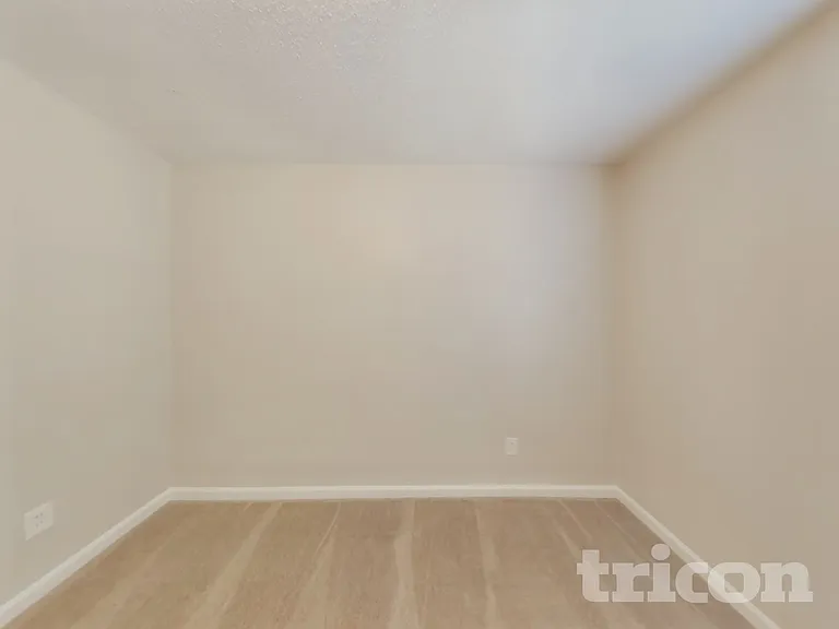 204 Campbell Dr — Photo 14