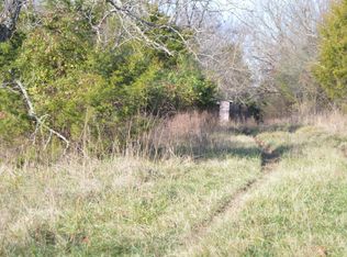 1739 Yocum Pond Rd, Galena, MO 65656