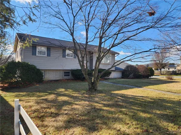 514 E Main St, Bath, PA 18014