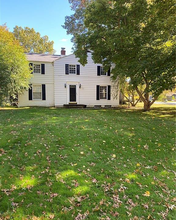1st image of 171 Goodhue Dr