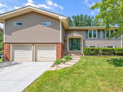 1440 Rosedale Ln, Hoffman Estates, IL, 60169