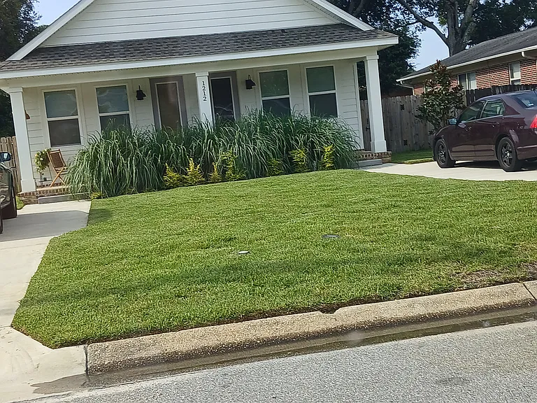 1212A E Baars St — Photo 1