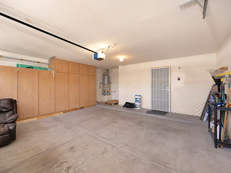 3309 E San Remo Ave — Photo 9