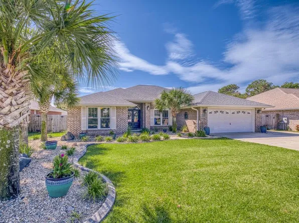 2331 Heritage Cir, Navarre, FL 32566